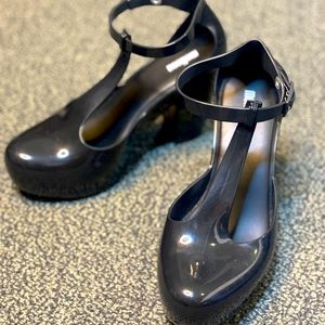 🌟NWOT🌟 Melissa Vegan Chunky Heels